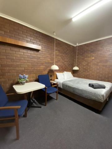 Golden West Motor Inn - Darwin Holiday 3