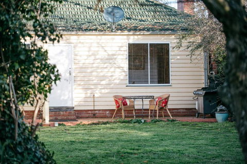 Goldies On Piper Kyneton - Darwin Holiday 2