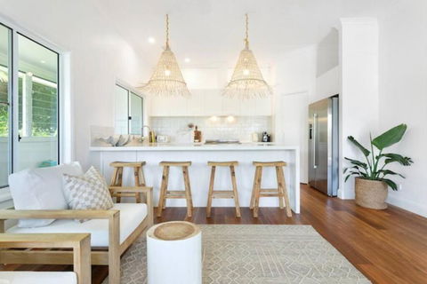 Fuller Holidays - Hacienda, Luxury 5 Bedroom Home With Pool - Darwin Holiday 3