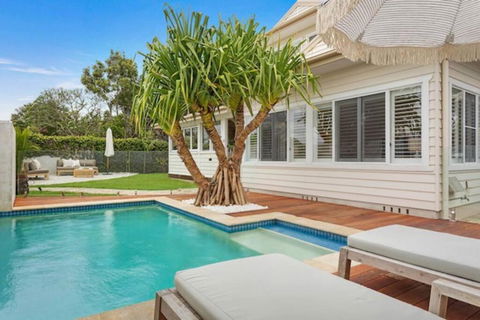 Fuller Holidays - Hacienda, Luxury 5 Bedroom Home With Pool - Darwin Holiday 0