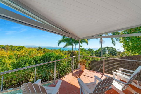 Fuller Holidays - Lee Lane Beach House - Lighthouse Rd Byron - Darwin Holiday 0