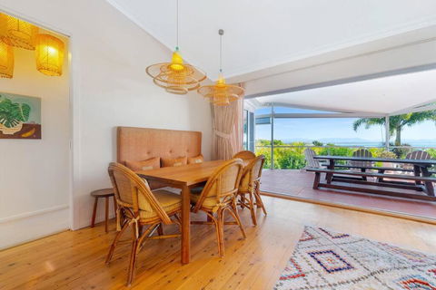 Fuller Holidays - Lee Lane Beach House - Lighthouse Rd Byron - Darwin Holiday 4