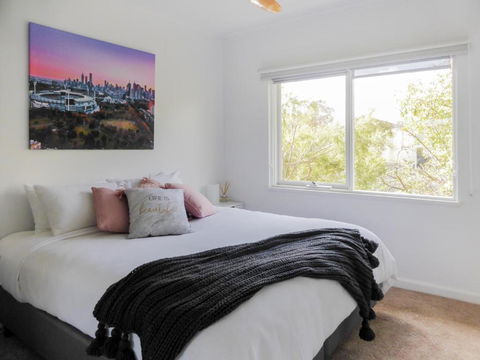 Glen Iris, Quiet Boutique 2 Bedroom Netflix, WIFI, Parking, Free Wine - Darwin Holiday 2