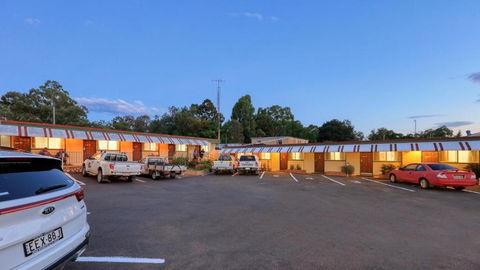 Golden Peak Motel PeakHill - Darwin Holiday 2