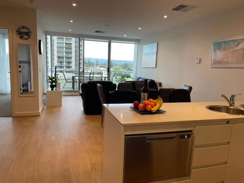 Glenelg Resort Style Beachside Apartment - Darwin Holiday 0