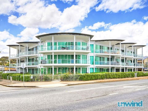 Gallery Resort Style Penthouse No 13 - Darwin Holiday 1