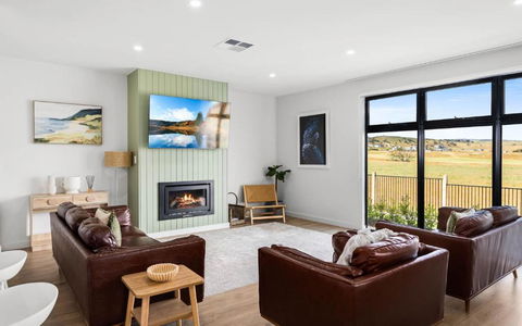 Golden Views At Normanville 36 Union Road - Darwin Holiday 0