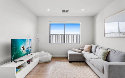 Golden Views At Normanville 36 Union Road - Darwin Holiday 3