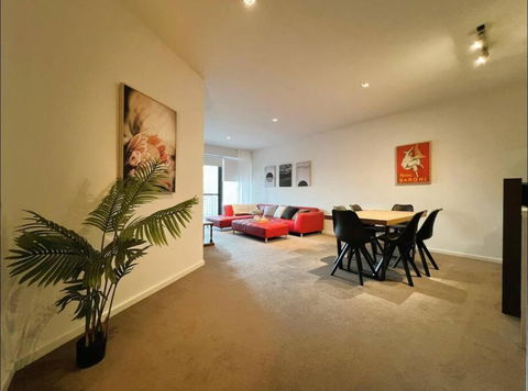 GW24-1 BATH 2 BR At The Glen With FREE Parking And Balcony - Darwin Holiday 2