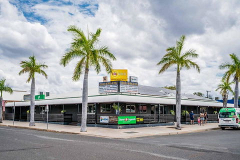 Grand Hotel Motel - Darwin Holiday 1
