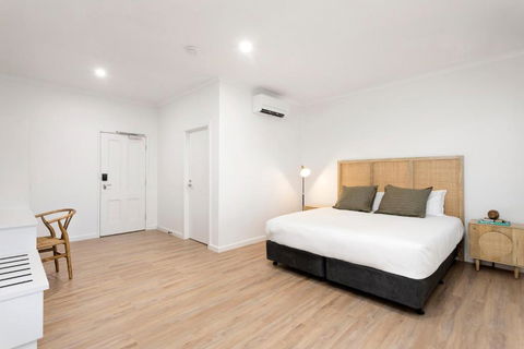 Grand Terminus Hotel - Darwin Holiday 0