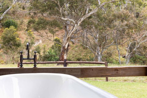 Grandview Accommodation - Hideaway Huts - Darwin Holiday 3
