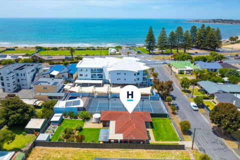 Grantley Haven 8 Grantley Ave Victor Harbor - Linen Included - Darwin Holiday 1