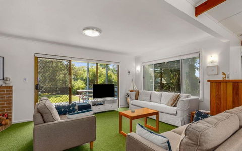 Great Family Home, Close To The Beach! - 3 Petrel - Darwin Holiday 3