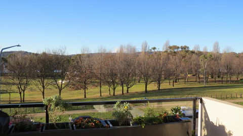 GREENWAY WATERS 2 Bed Apartment - Darwin Holiday 2