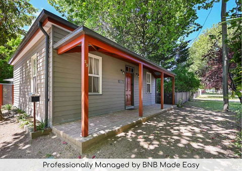 Greenwood Cottage - Close To CBD, Leafy Backyard - Darwin Holiday 0