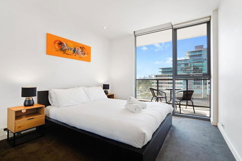 Grosvenor On Queens Luxury Melbourne CBD Apt - Darwin Holiday 1