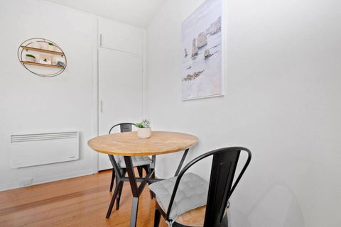 Ground Floor One Bedroom Apartment In South Yarra - Darwin Holiday 4