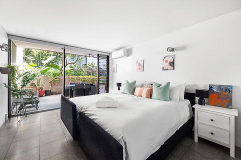 Groundfloor Surry Hills Retreat With Cinema - Darwin Holiday 2