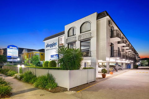 Hamilton Brisbane Airport Hotel - Darwin Holiday 0