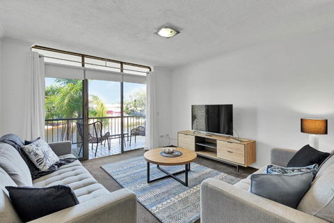 HACIENDA- CANAL VIEWS AND COMFORT - Darwin Holiday 2