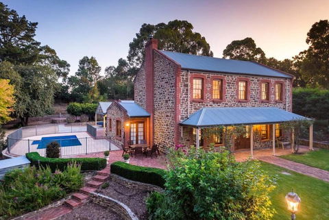 Hahndorf Luxury Retreat 5 Bedrooms For 12 Guests - Darwin Holiday 0