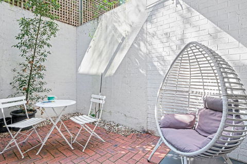 Halifax Muse Pet Friendly Townhouse - Darwin Holiday 1