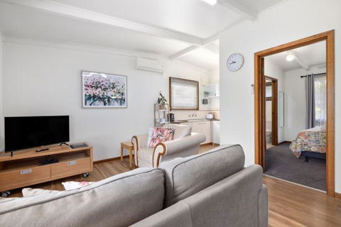 Halls Haven Holiday Units - Darwin Holiday 1