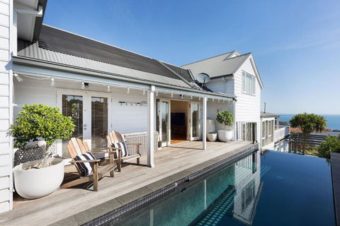 Hamptons Retreat - Stunning Panoramic Water Views And Pool - Darwin Holiday 0