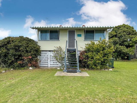Happy Days - Burrum Heads- Close To Boatramp- 2BR - Darwin Holiday 0