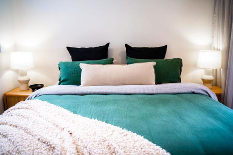 Happy Hour By Experience Jervis Bay - Darwin Holiday 2