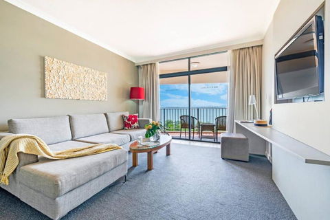 Harbourfront Magic In Two Separate Seaview Apartments - Darwin Holiday 0
