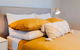 Harbourside Bliss: 2-Bedroom Coastal Apartment - thumb 1