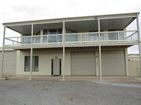 Hardwicke Espy - Darwin Holiday 0