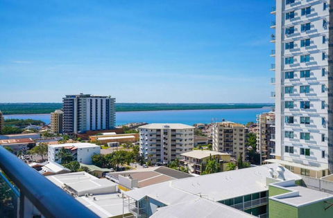 Harbour View Apartment On 11th Floor King Bed - Darwin Holiday 0