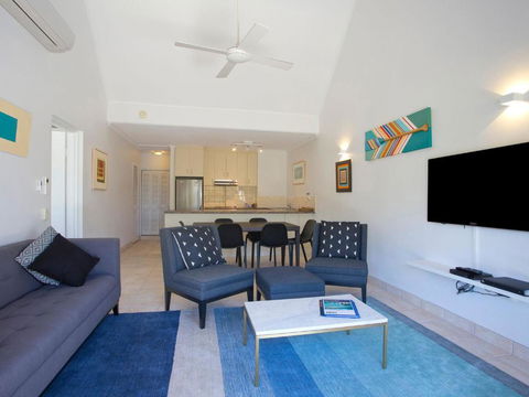 Headland Views 5 Alderly Terrace 42 - Darwin Holiday 3
