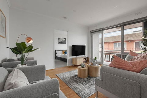Heart Of Ormond Apartment By Ready Set Host - Darwin Holiday 0