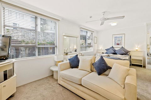 HENRY12 Self- Catering - Darwin Holiday 1