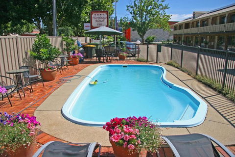 Hermitage Motor Inn - Darwin Holiday 3