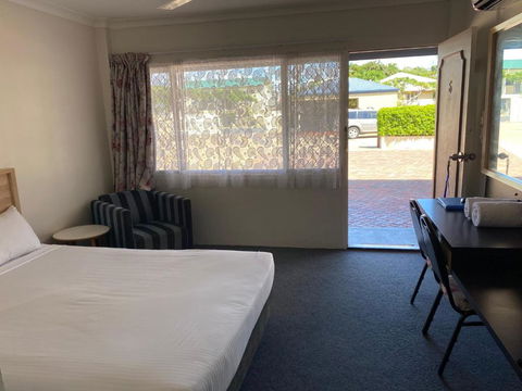 Hervey Bay Motel - Darwin Holiday 3