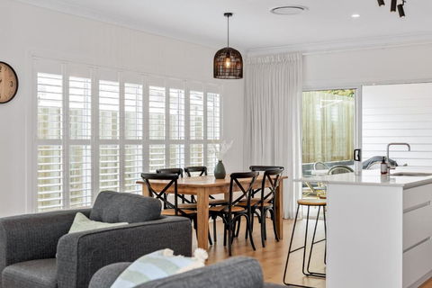 Hestia Villa - Luxury Retreat Near CBD And Grammar - Darwin Holiday 2