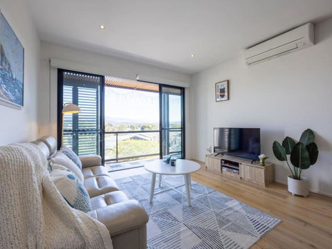 Hidden Gem MountView Golf Modern 3B Home With Parking - Darwin Holiday 0