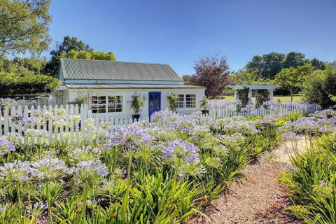 Hideaway Cottage - Your Southern Highlands Escape - Darwin Holiday 0