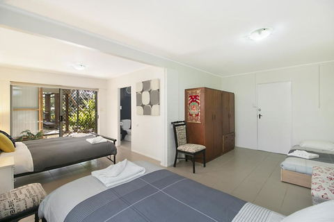 HideAway - Tweed Coast Holidays - Darwin Holiday 3