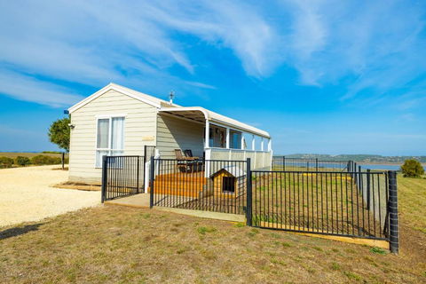 High View Family Cottages - Darwin Holiday 2