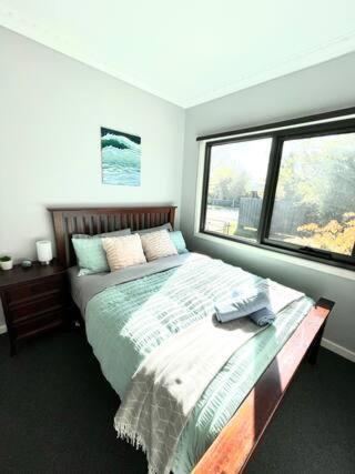 Highlands Retreat - Cosy, Modern & Central - Darwin Holiday 1