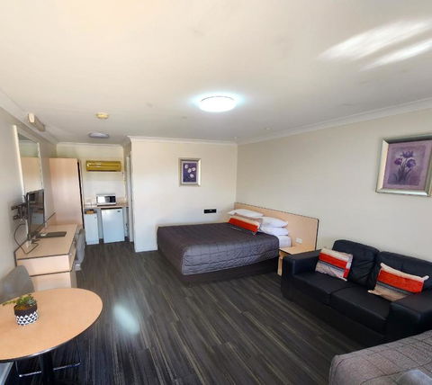 Highway Inn Motel - Darwin Holiday 1