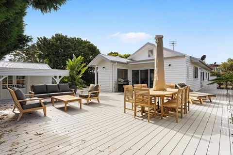 Hillside Hamptons Indoor Fire And Fire Pit - Darwin Holiday 0