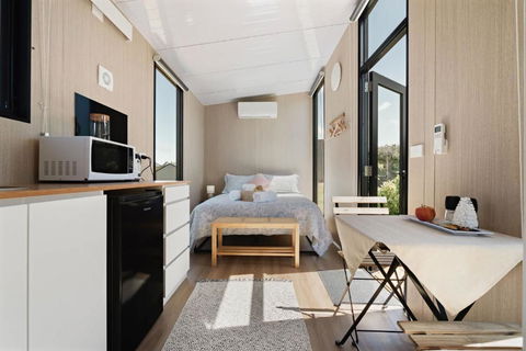 Hillside Hideout By Tiny Away - Darwin Holiday 3
