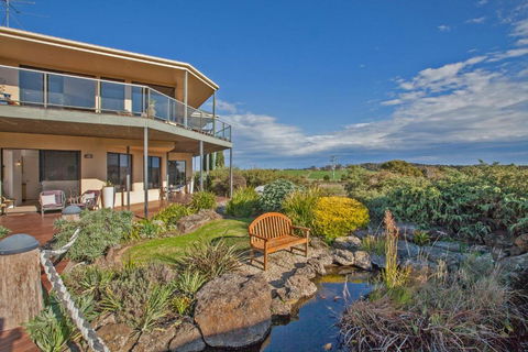 Hilltop Apartments Phillip Island - Darwin Holiday 0